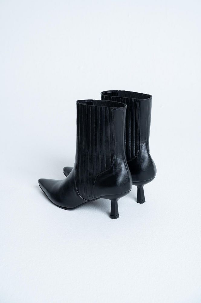 BOTA CAÑA MEDIA DN1950  ARKITECT X JORGE DUQUE
