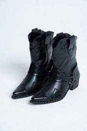 BOTA TEXANA DN1951A  ARKITECT X JORGE DUQUE