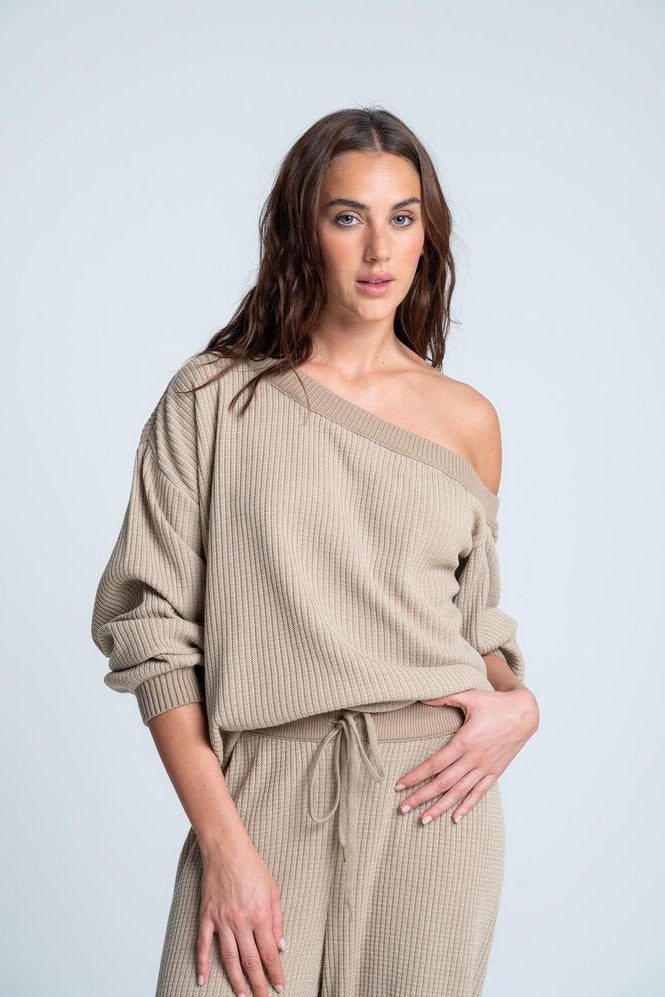 Buso-Pijama-Amplia-BRONZINI-3854659_a.jpg