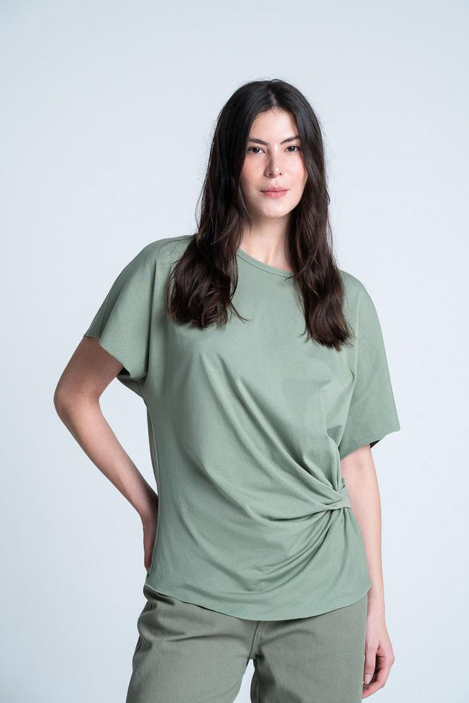 Camiseta-Camiseta-Drapeada-Amplia-ARKITECT-3824539_a.jpg