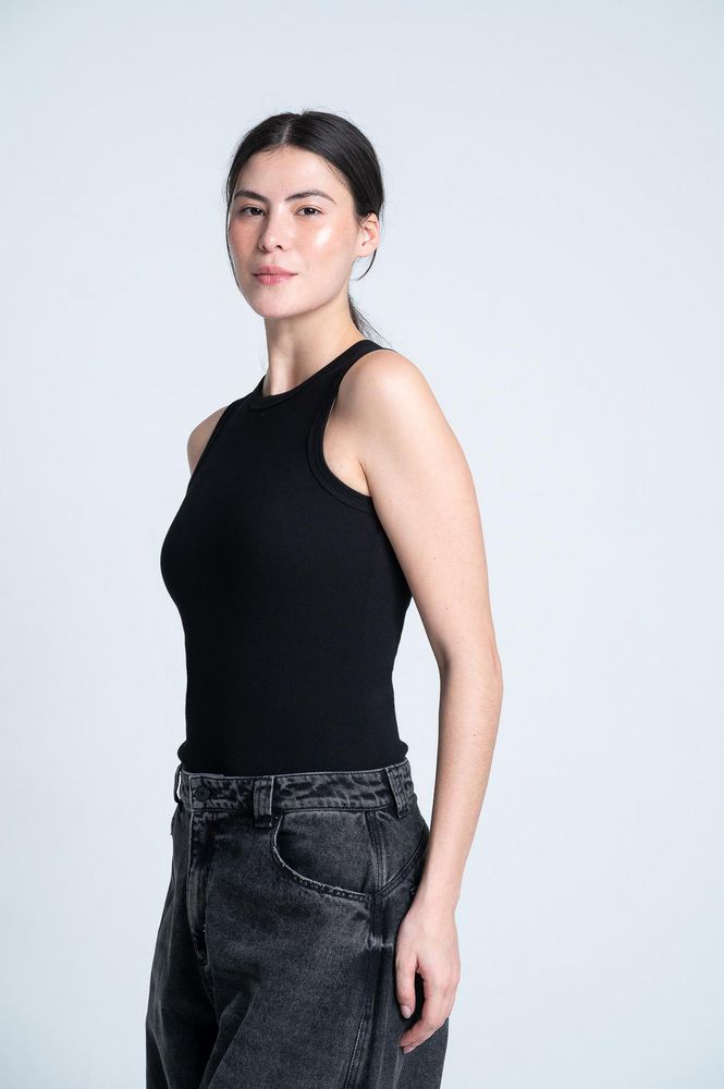 Camiseta en Rib Slim Fit ARKITECT MARIA ELENA VILLAMIL