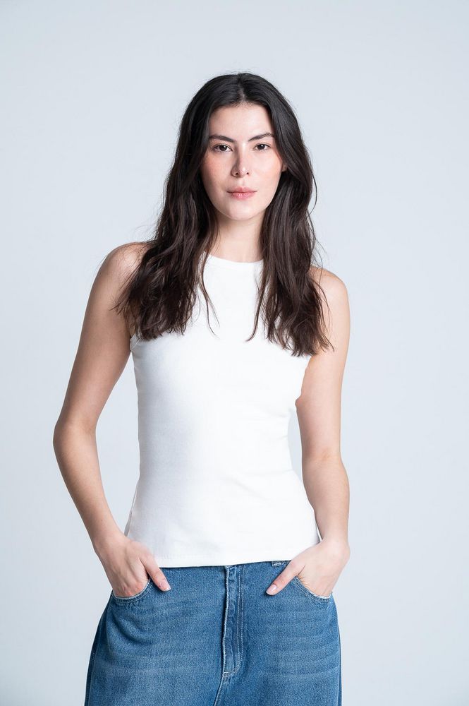 Camiseta en Rib Slim Fit ARKITECT MARIA ELENA VILLAMIL