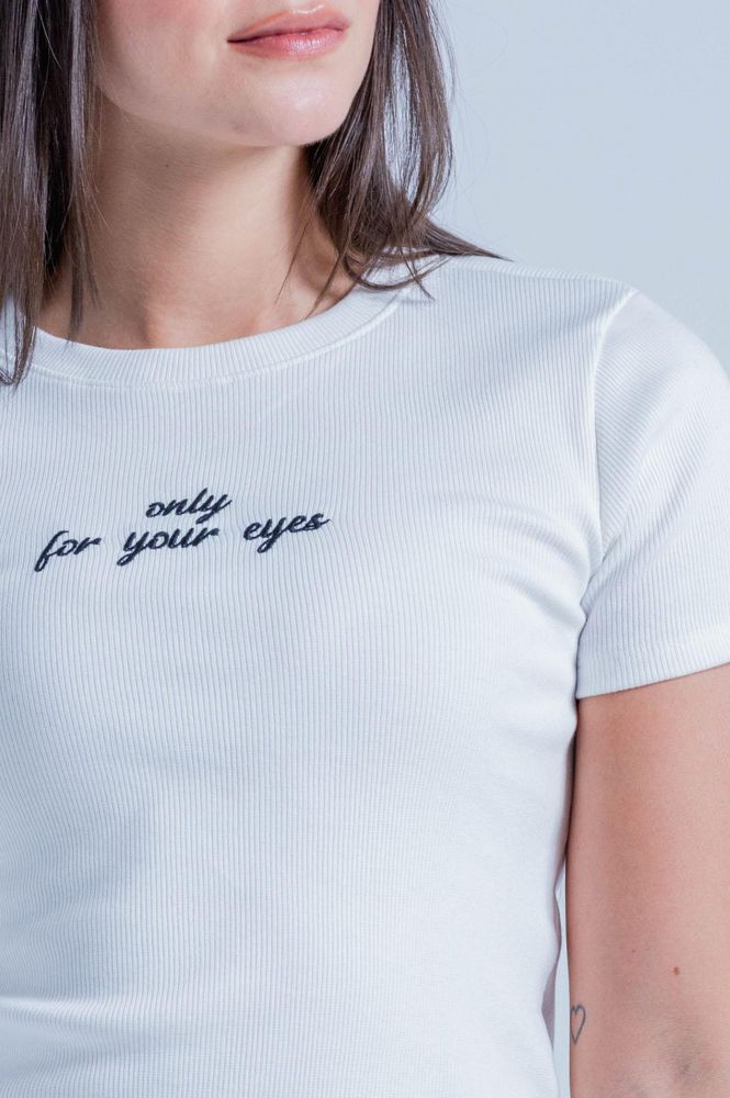 Camiseta Con Bordado Ajustada PEOPLE