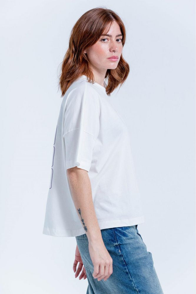 Camiseta-Estampada-Oversize-Amplia-People-Stitch-3813912_b.jpg