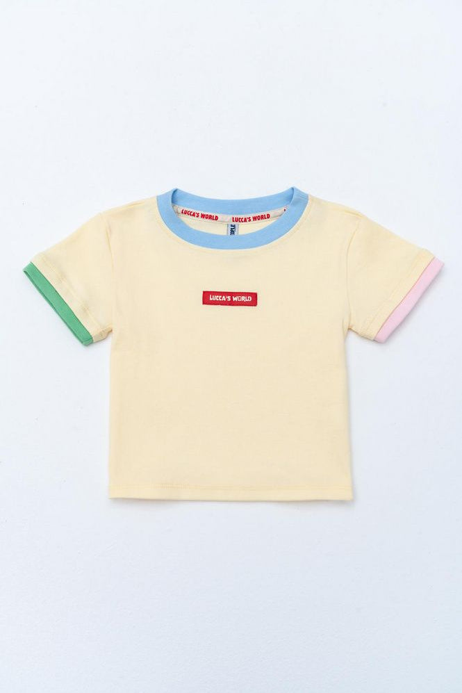 Camiseta-Fit-Ajustada-PEOPLE-3863543_b.jpg