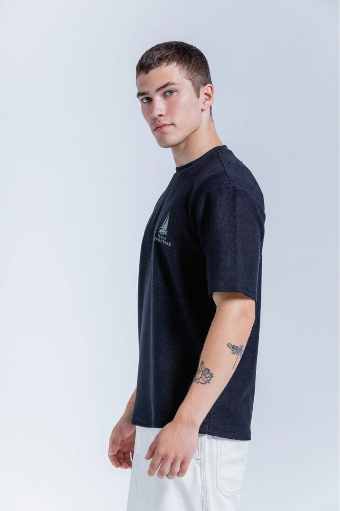 Camiseta-Manga-Corta-Oversize-PEOPLE-3799002_b.jpg
