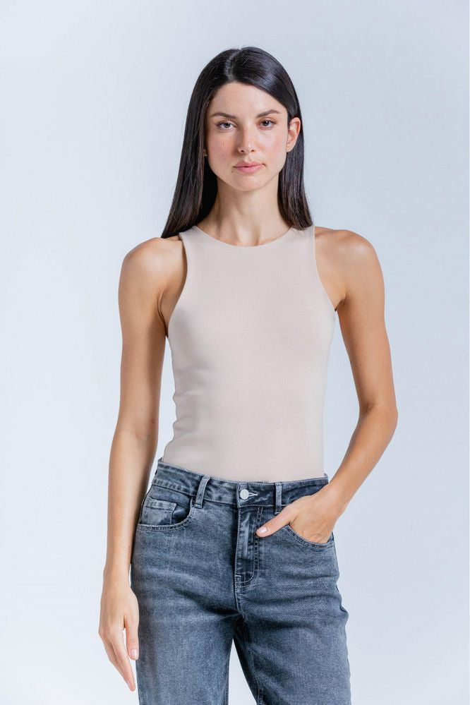 Camiseta-Manga-Sisa-Ajustada-ARKITECT-3802318_a.jpg