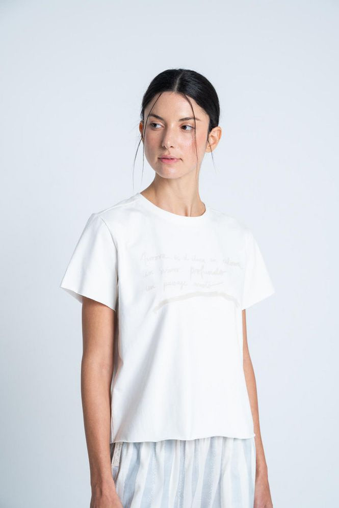 Camiseta-Pijama-Amplia-BRONZINI-3819191_a.jpg