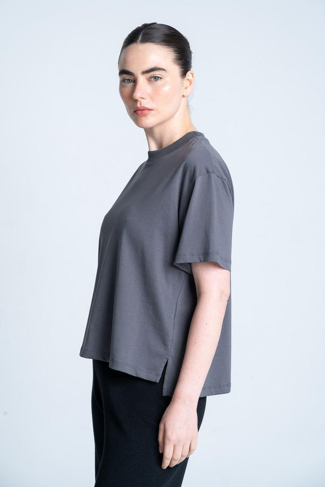 Camiseta-Uniqlo-Amplia-ARKITECT-3779181_b.jpg
