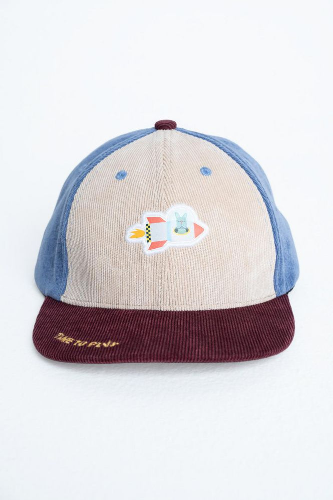 GORRA-PEOPLE-3895736_b.jpg