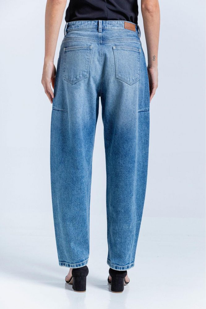 Jean Barrel Amplia ARKITECT