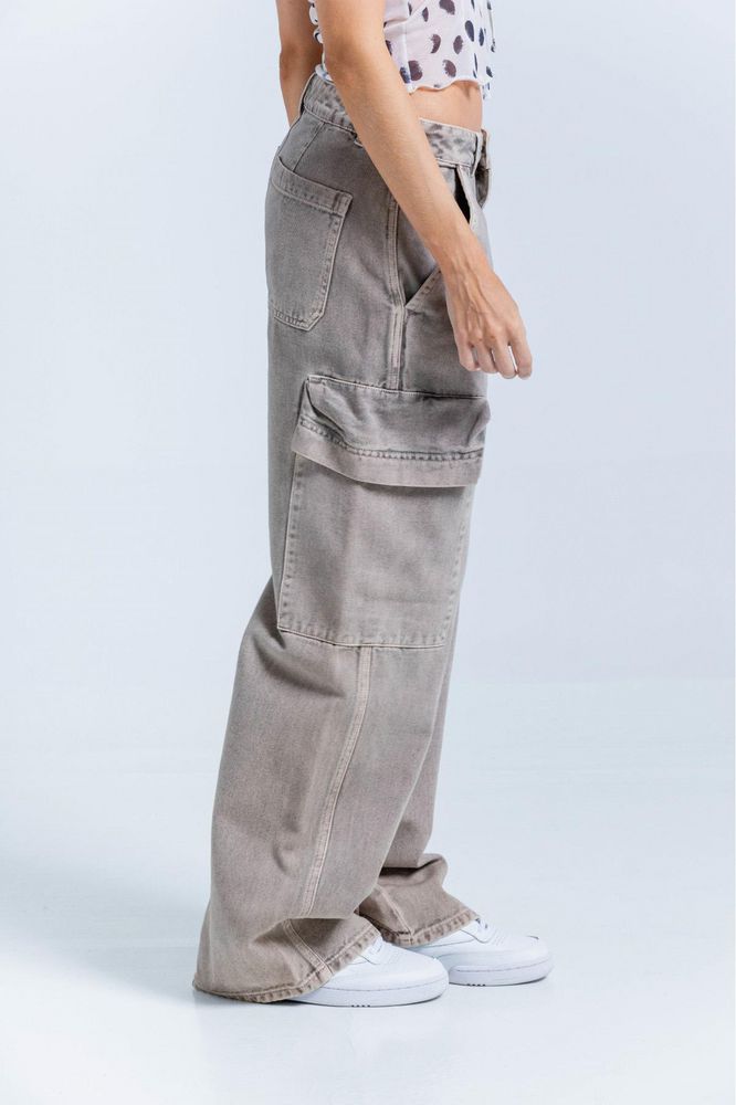 Jean Cargo Amplia PEOPLE