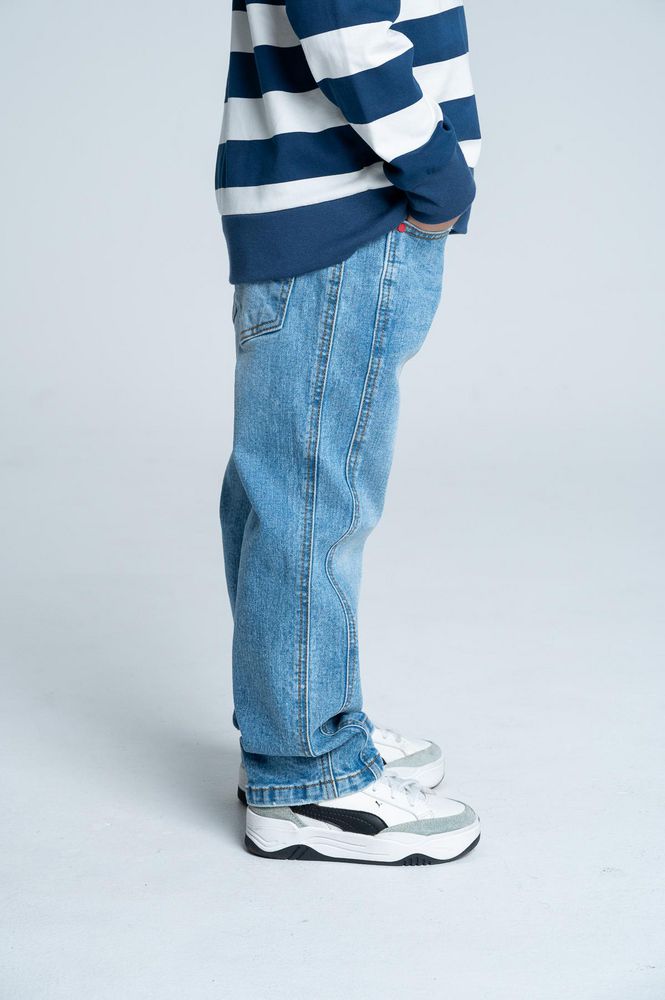 Jean Slim Amplia PEOPLE