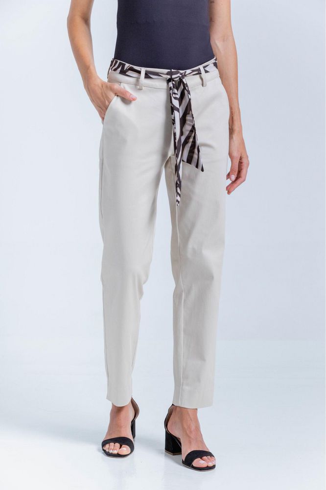 Pantalon Con Cinturon Regular fit ARKITECT