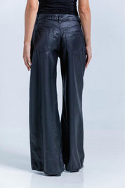 Pantalon Negro Encerado Amplia ARKITECT