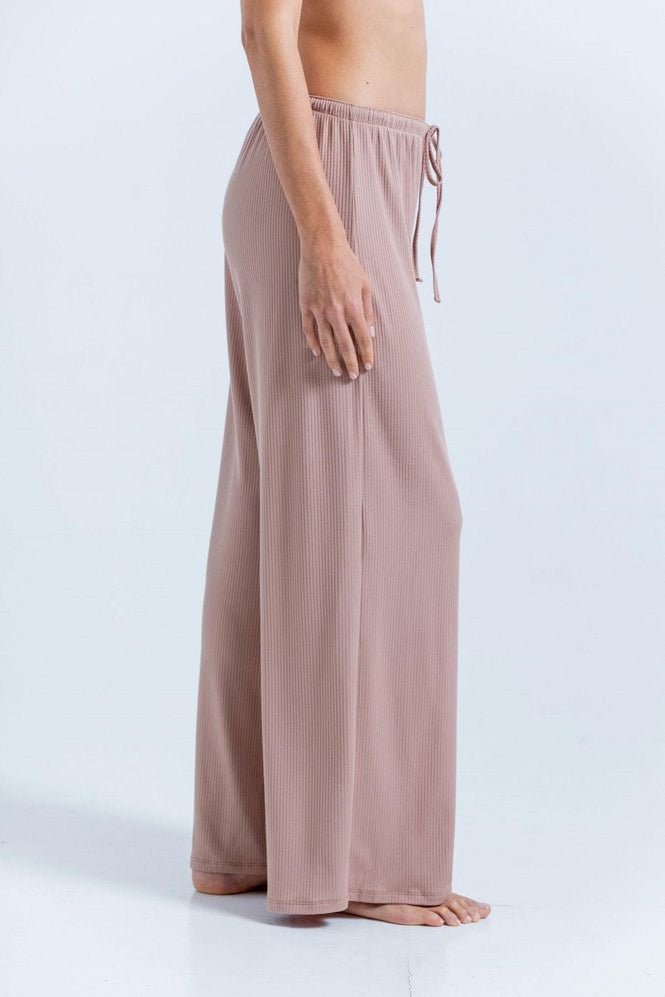 Pantalon-Pijama-Amplia-BRONZINI-3833424_b.jpg