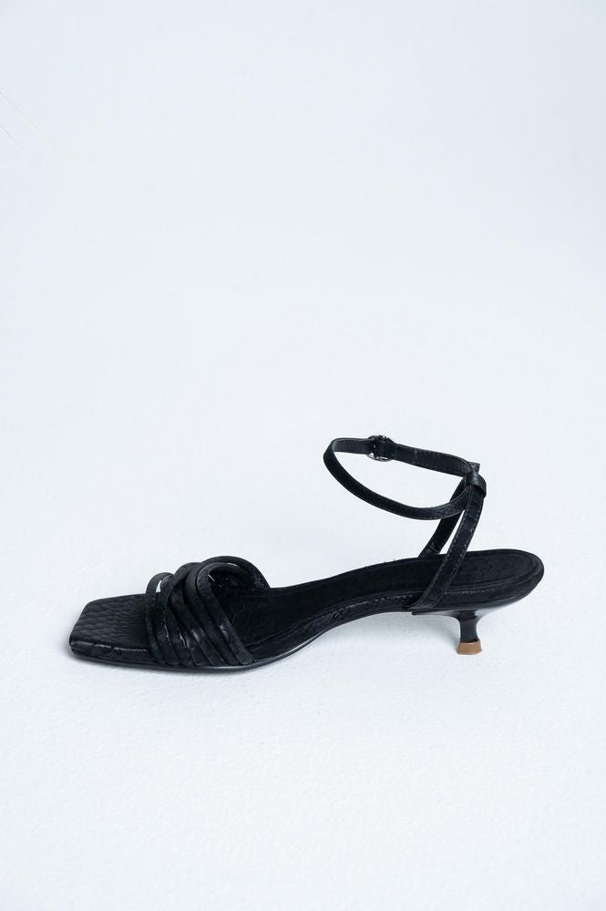 SANDALIA CORREAS SS1947A  ARKITECT X JORGE DUQUE