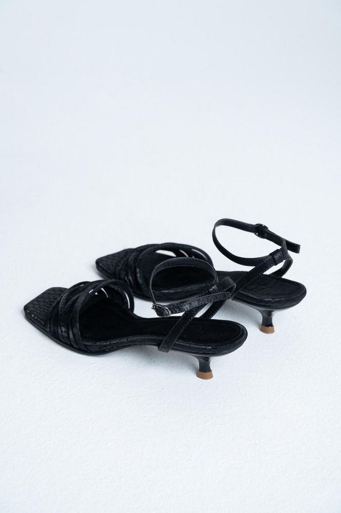SANDALIA CORREAS SS1947A  ARKITECT X JORGE DUQUE
