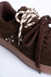 Tenis con Tachas y Costuras  ARKITECT