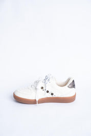 Tenis con Tachas y Costuras ARKITECT