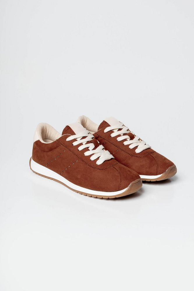 Tenis-Retro-7701002159781-PEOPLE-3877485_a.jpg